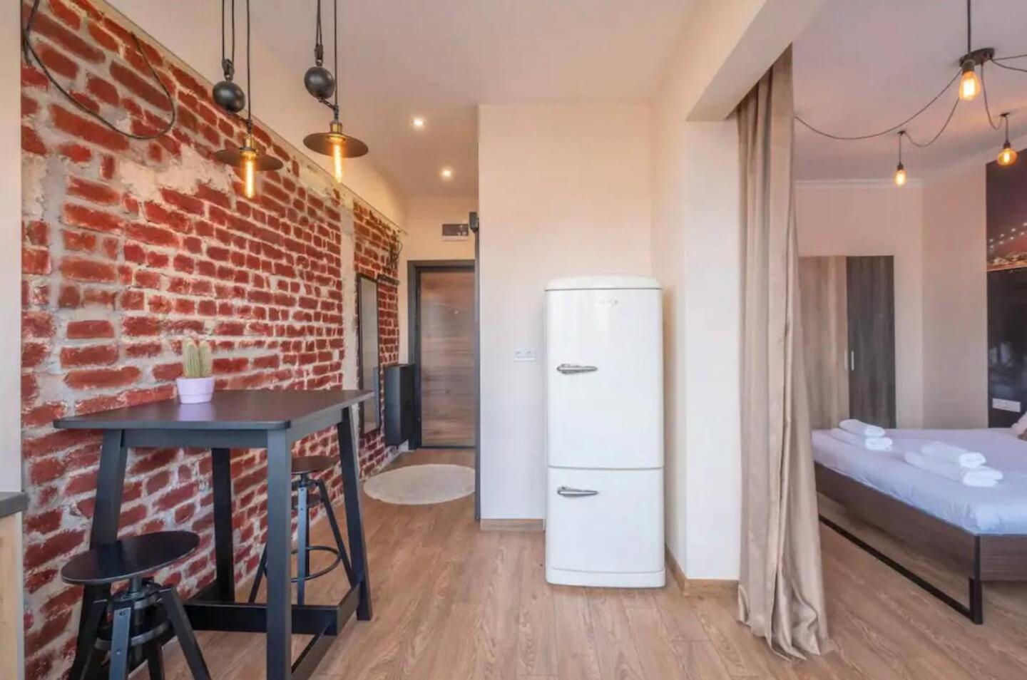 Amazing Location In The Center For 8 Holiday home Sofia
